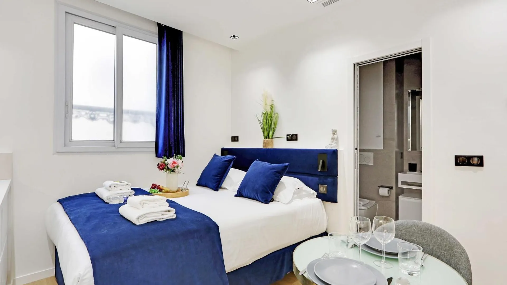 Ideally Located In The Heart Of Paris